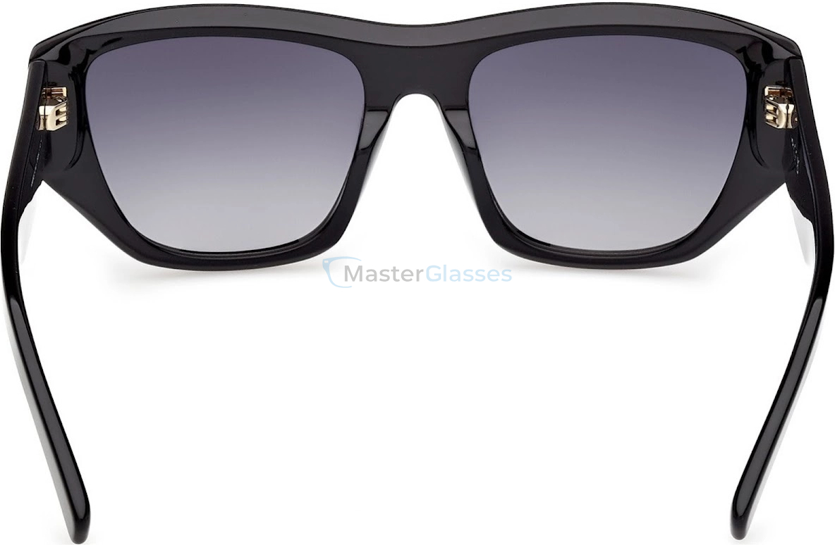 Солнцезащитные очки MCM MW 0031 01B 55