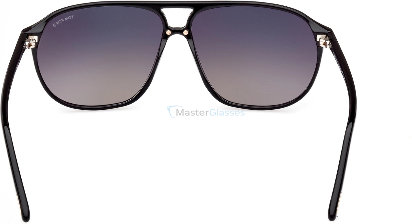 Солнцезащитные очки Tom Ford TF 1026 01B 61