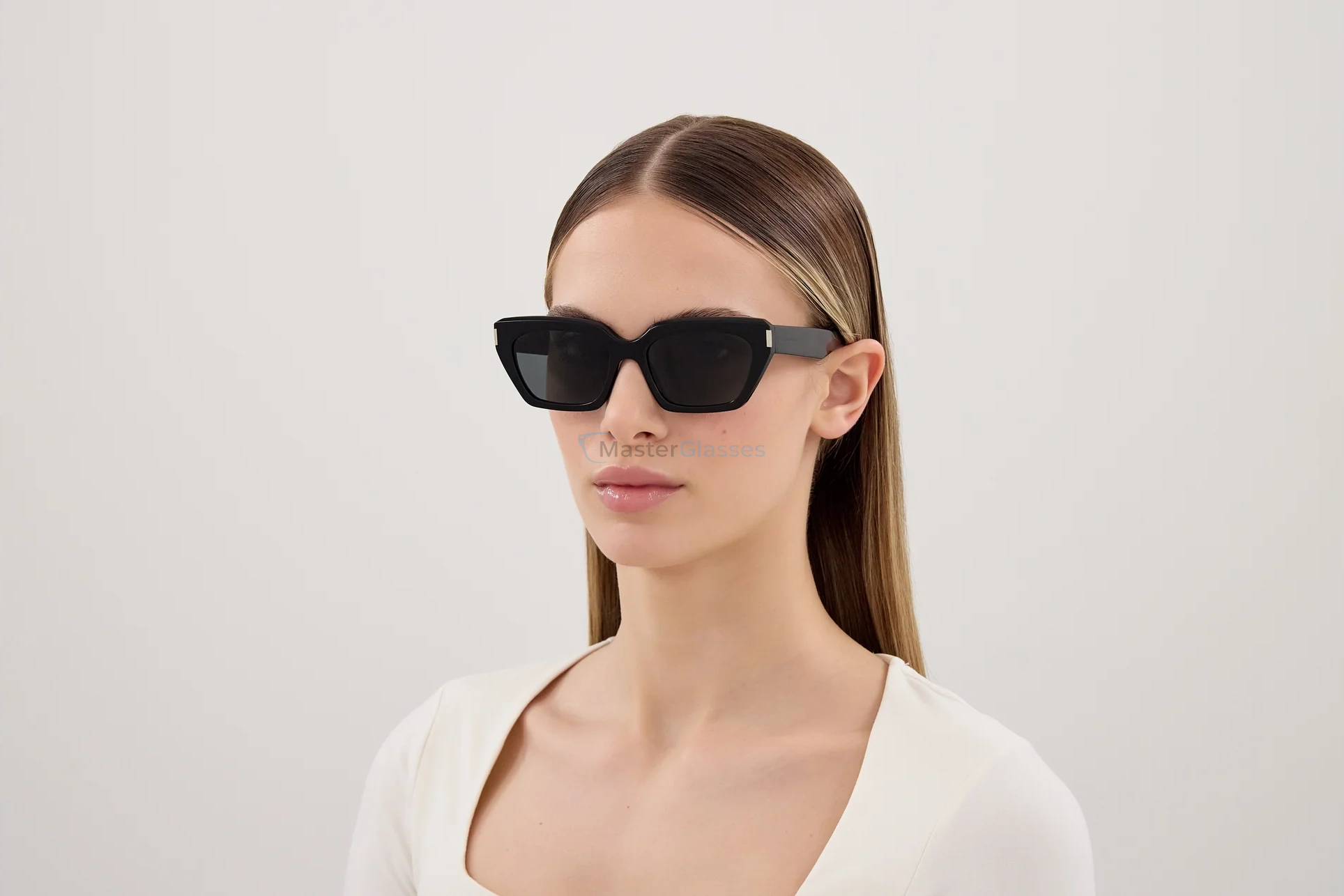 �������������� ���� Saint Laurent SL826 PAGE-001 55