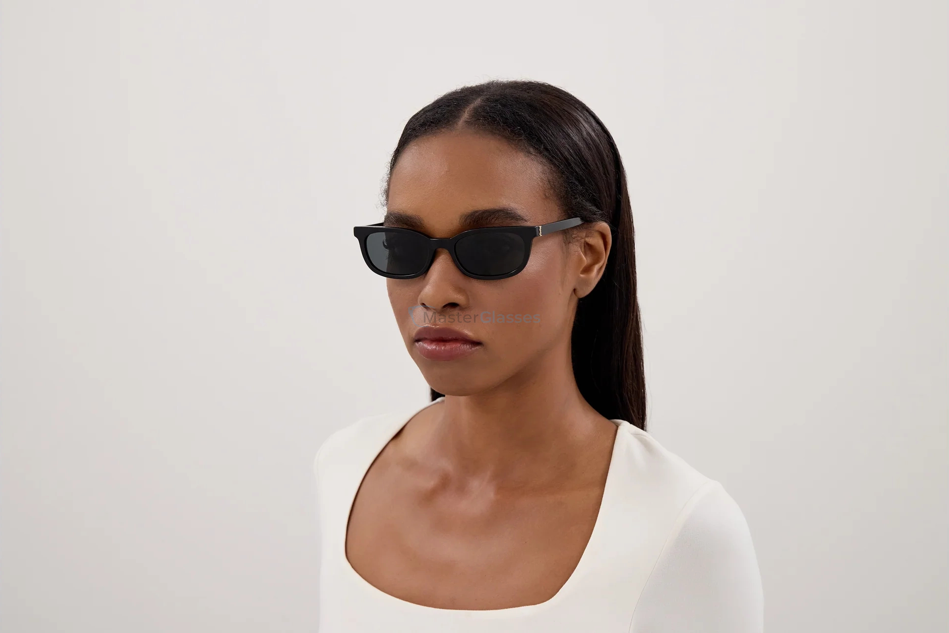 �������������� ���� Saint Laurent SLM160-001