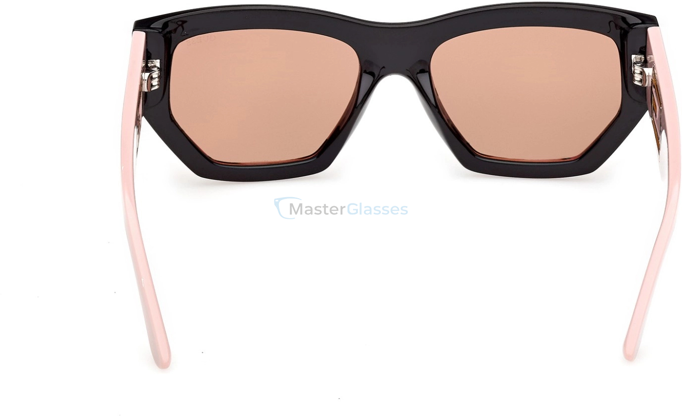 �������������� ���� Guess GUS 00291 05U 54