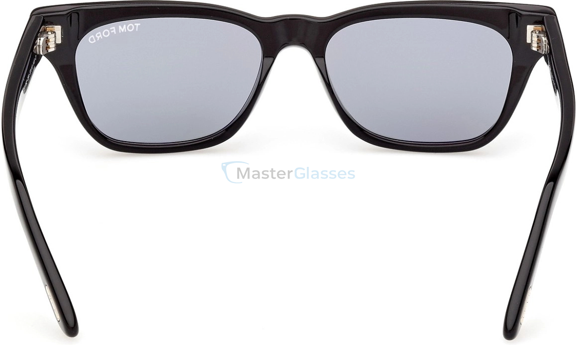 Солнцезащитные очки Tom Ford TF 1362 05A 53