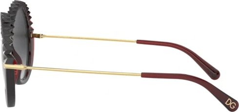 Солнцезащитные очки Dolce & Gabbana DG6130 550/8G Transparent Red