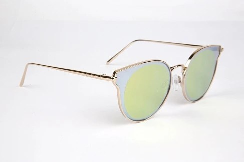 Очки солнцезащитные Bulget BG3210 04A