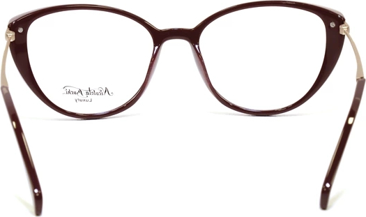 ������ Nicoleta Buchi 556 02