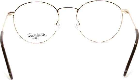 ������ Nicoleta Buchi 561 03