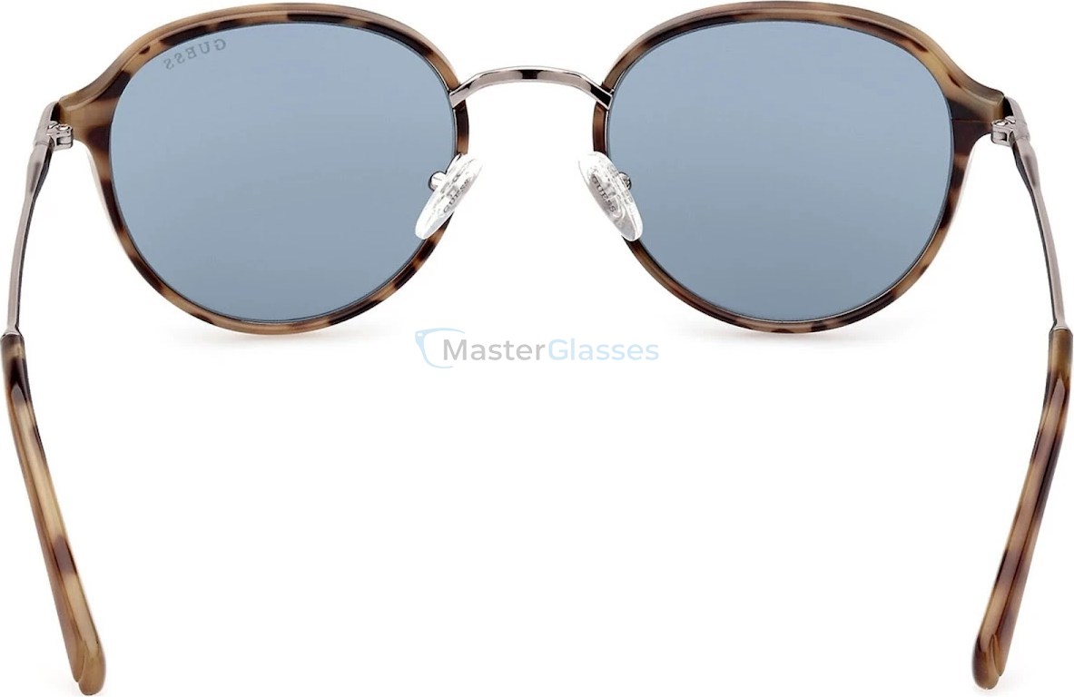   GUESS GUS 00068 53V 53