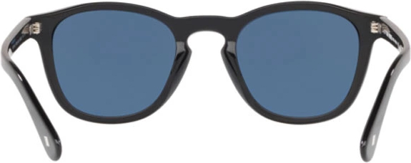 Солнцезащитные очки Giorgio Armani AR8112 500180