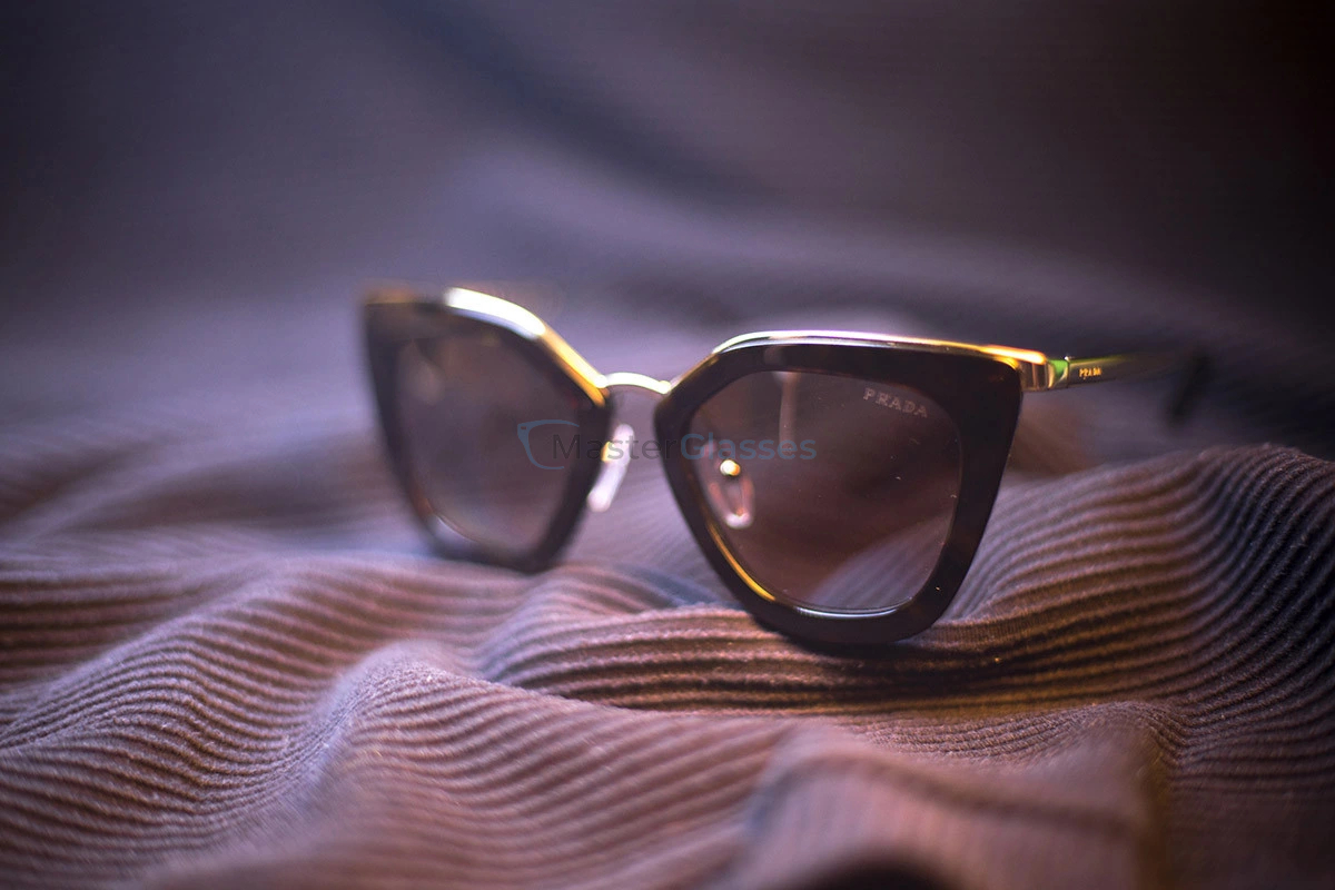   Prada PR53SS 2AU3D0