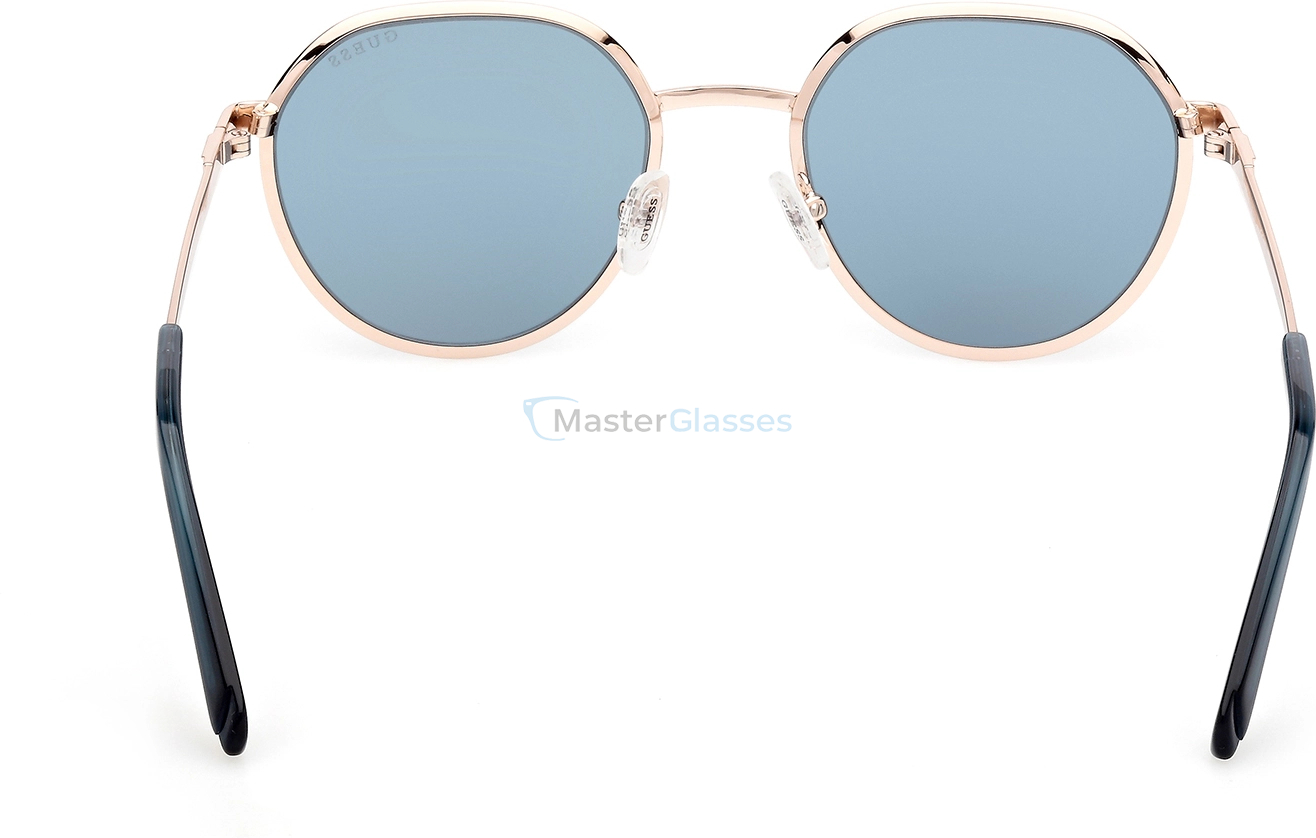   GUESS GUS 00207 32V 51