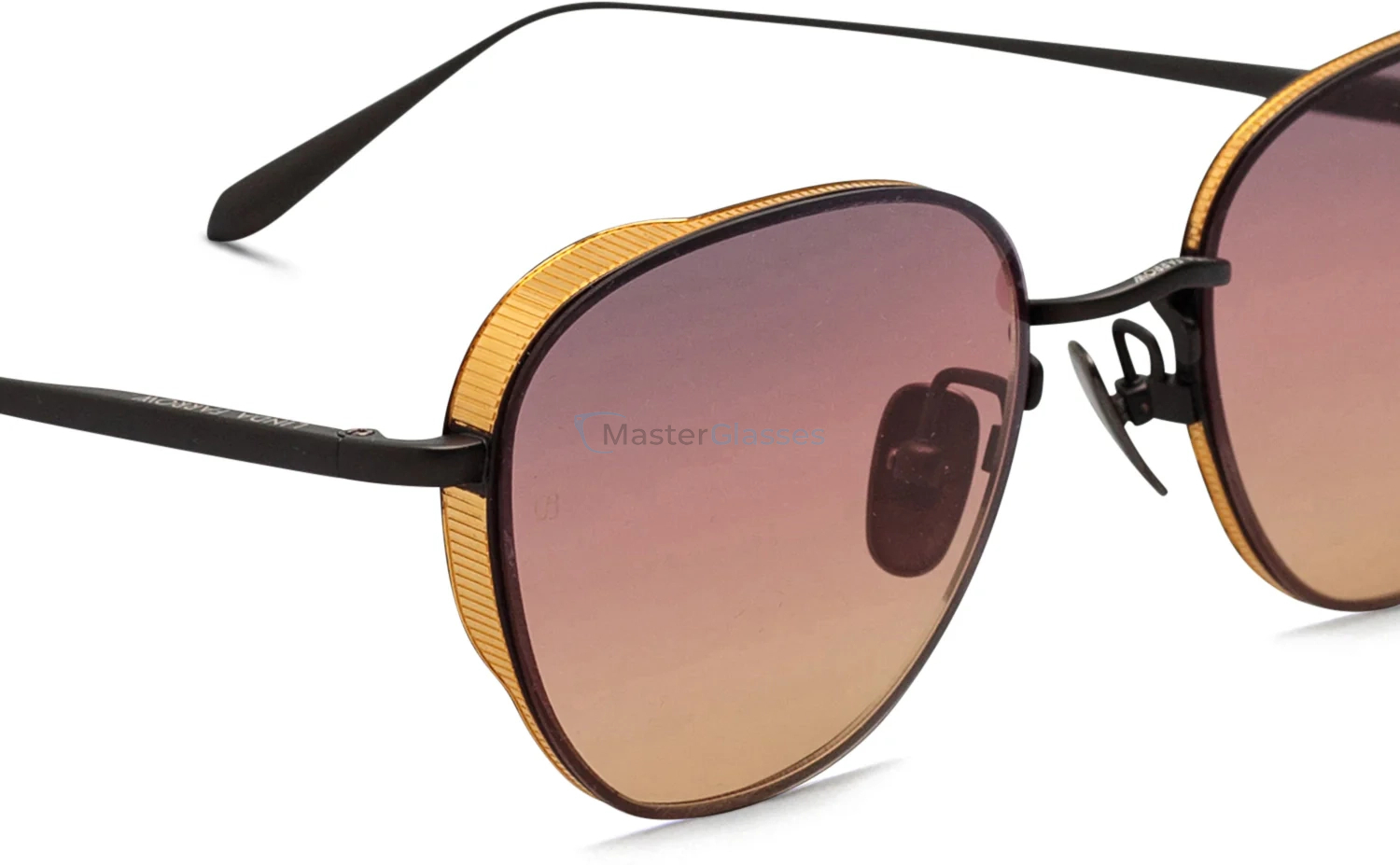   Linda Farrow 1503 C03