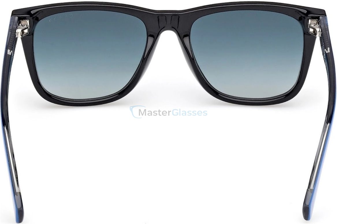   GUESS GUS 00227 01W 47