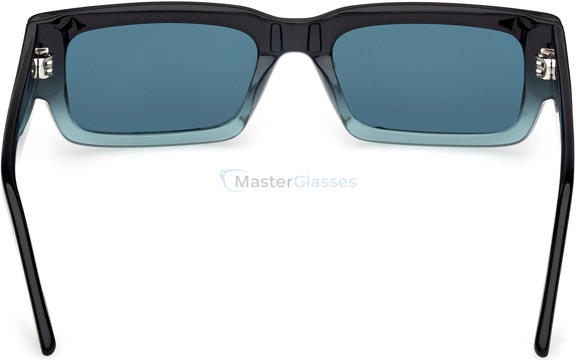   GCDS GD 0068 89N 53