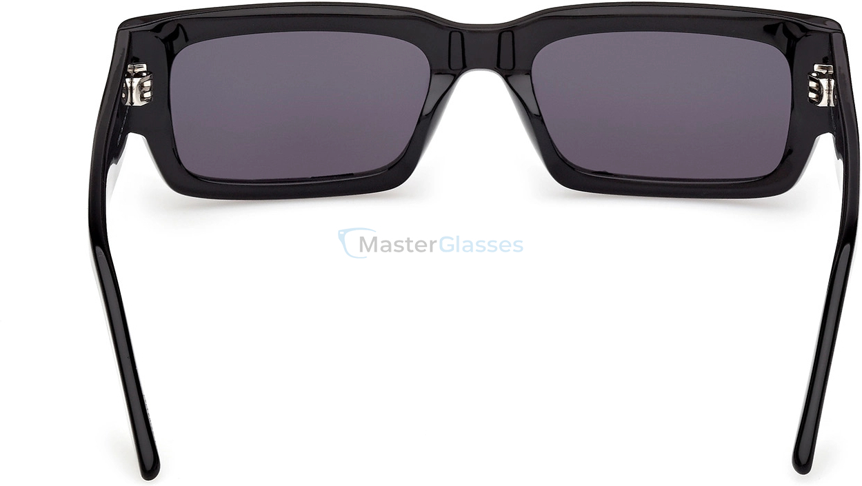   GCDS GD 0068 01A 53