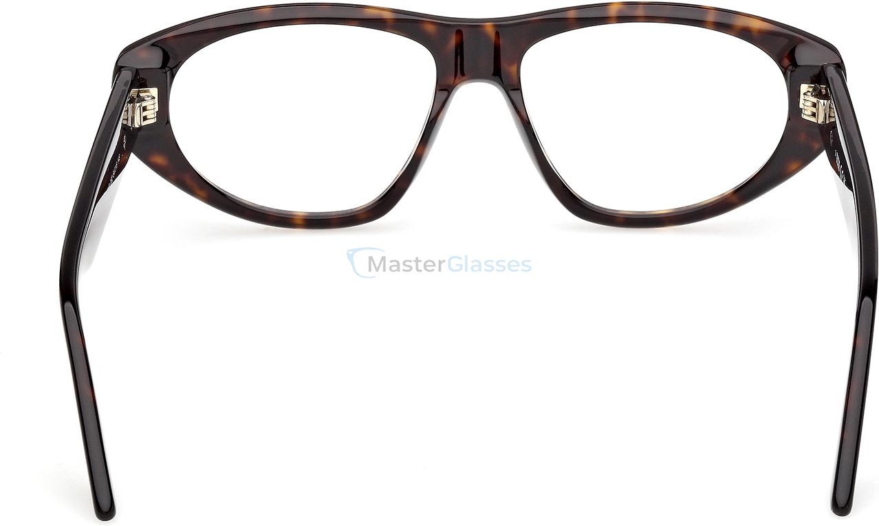  GCDS GD 5049 052 54