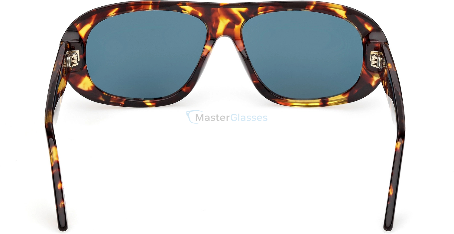   GCDS GD 0067 52N 56