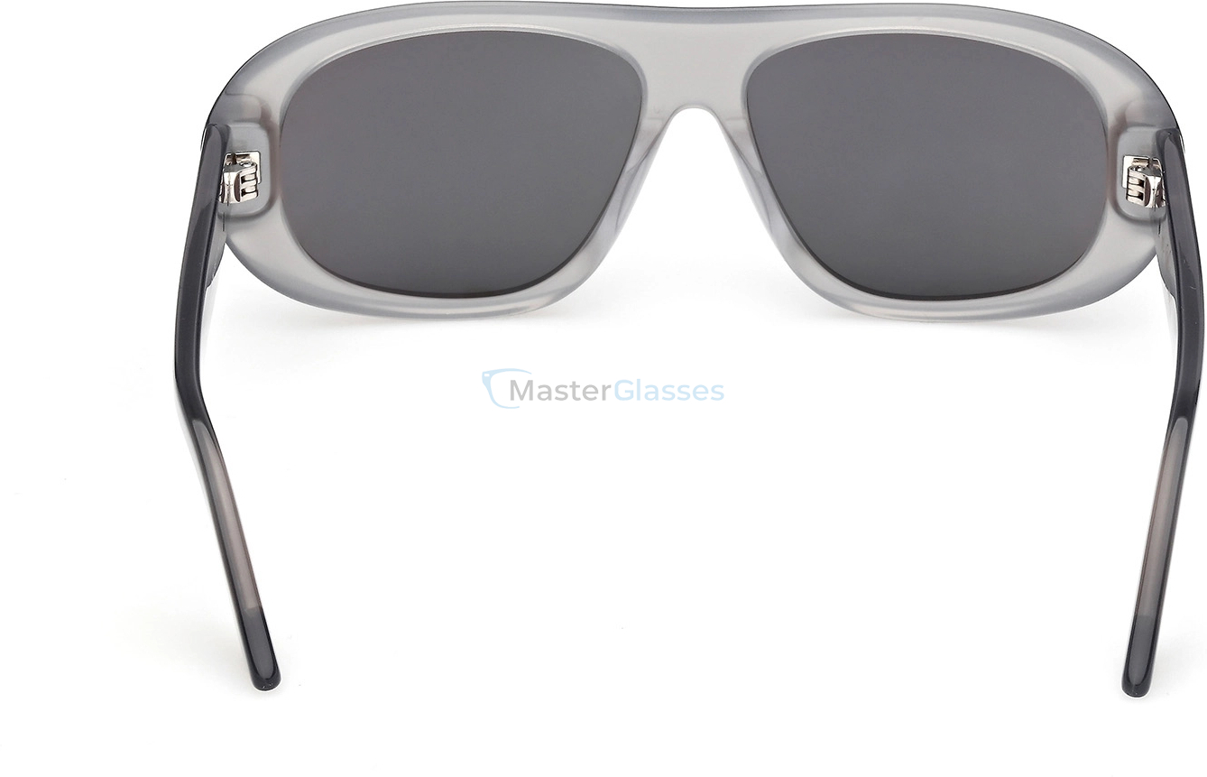   GCDS GD 0067 20C 56